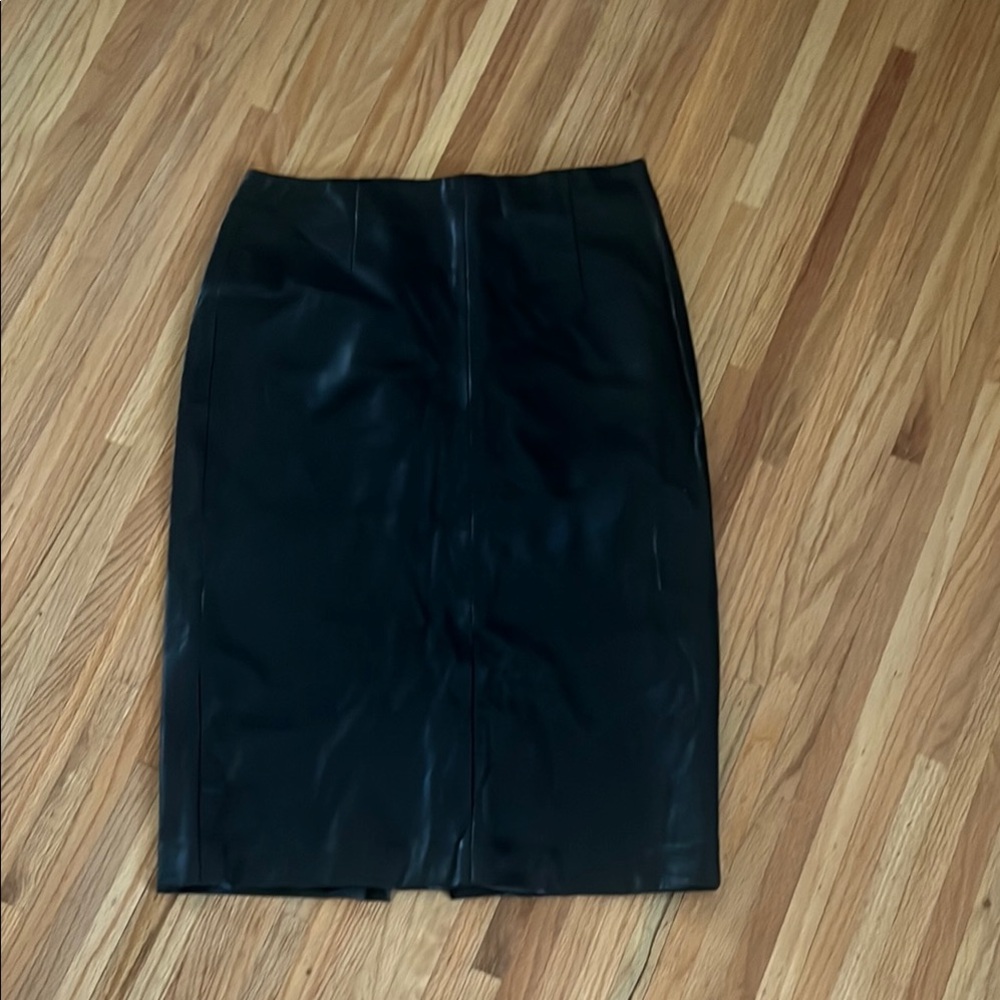 Zara Black Knee-Length Pencil Skirt for Work